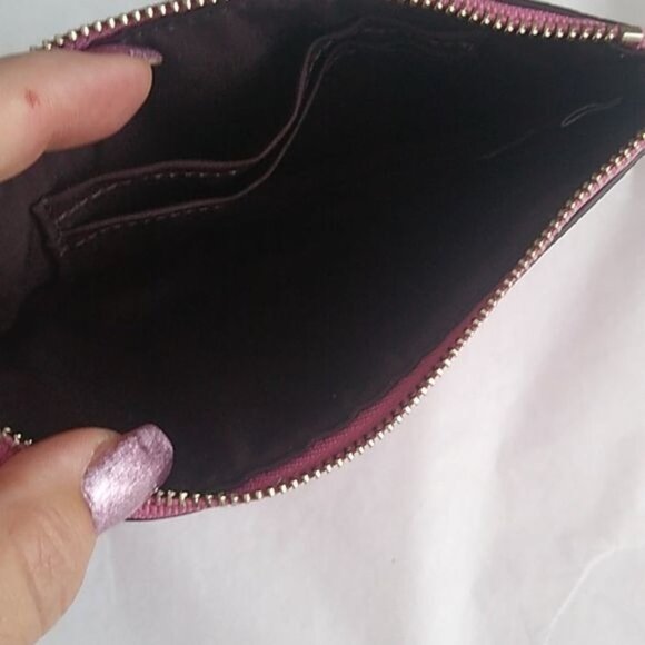 Coach Corner Zip Wristlet in Metallic Crossgrain Leather, SV/ Metallic B… - Picture 6 of 10